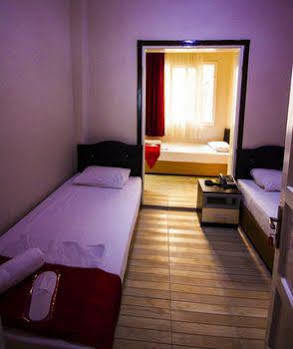 Cicek Palas Otel Измир Экстерьер фото