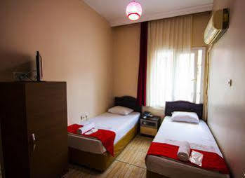 Cicek Palas Otel Измир Экстерьер фото