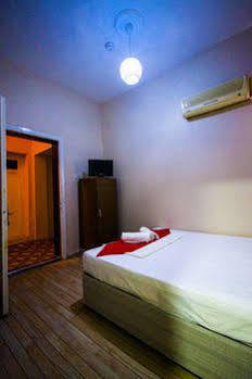 Cicek Palas Otel Измир Экстерьер фото